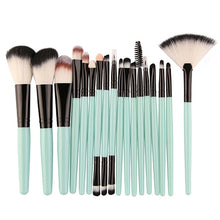 Load image into Gallery viewer, MAANGE 15/18 Pcs Professional Makeup Brushes Set